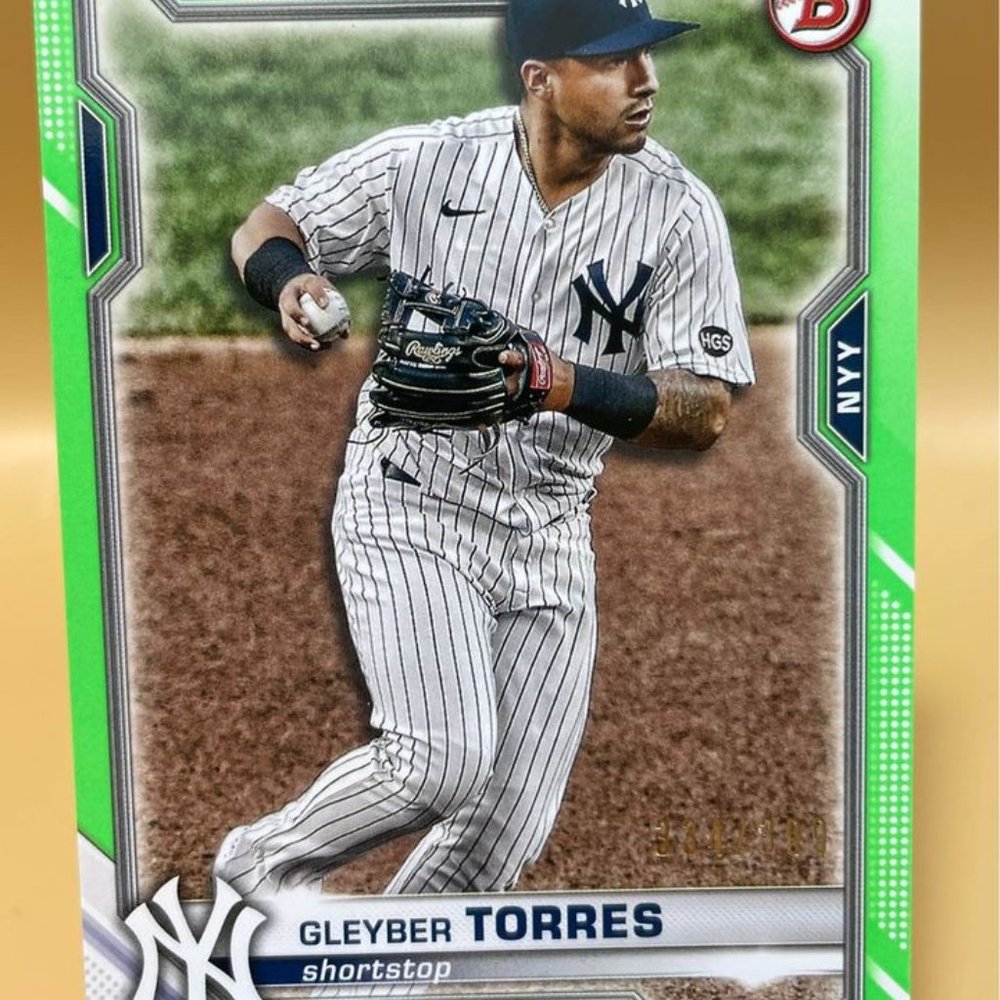 2021 Bowman Gleyber Torres Green Serial 334/399 New York Yankees Card